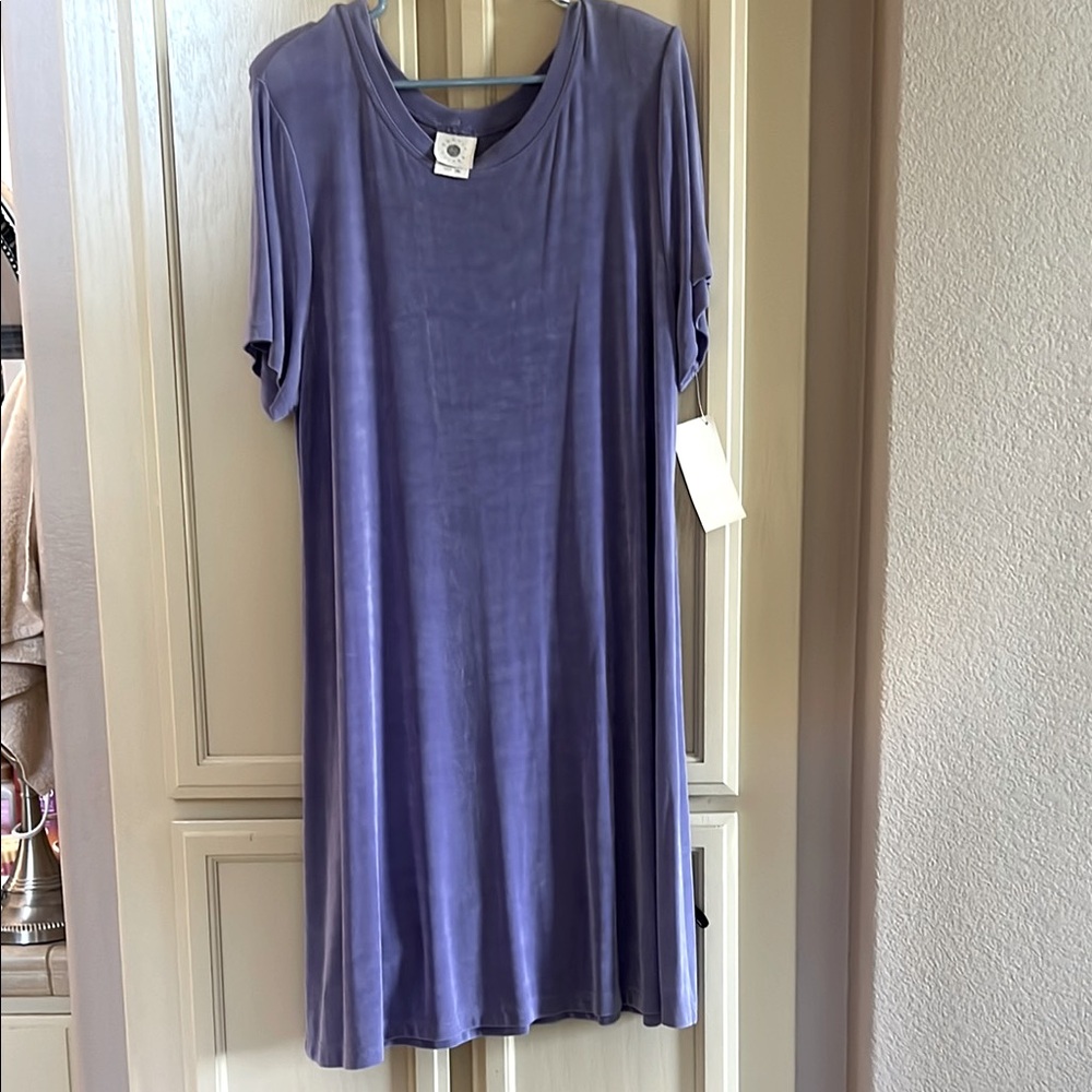 NWT Sz 20 Lavender Short Sleeve Dress, Slinky, stretchy fabric Bundle/offer/save